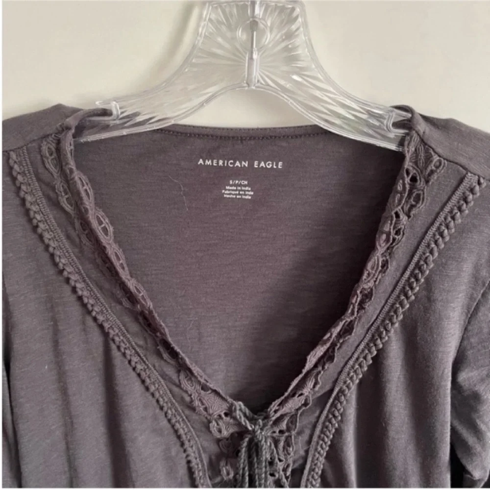 American Eagle top gray lace up crochet cropped long sleeves